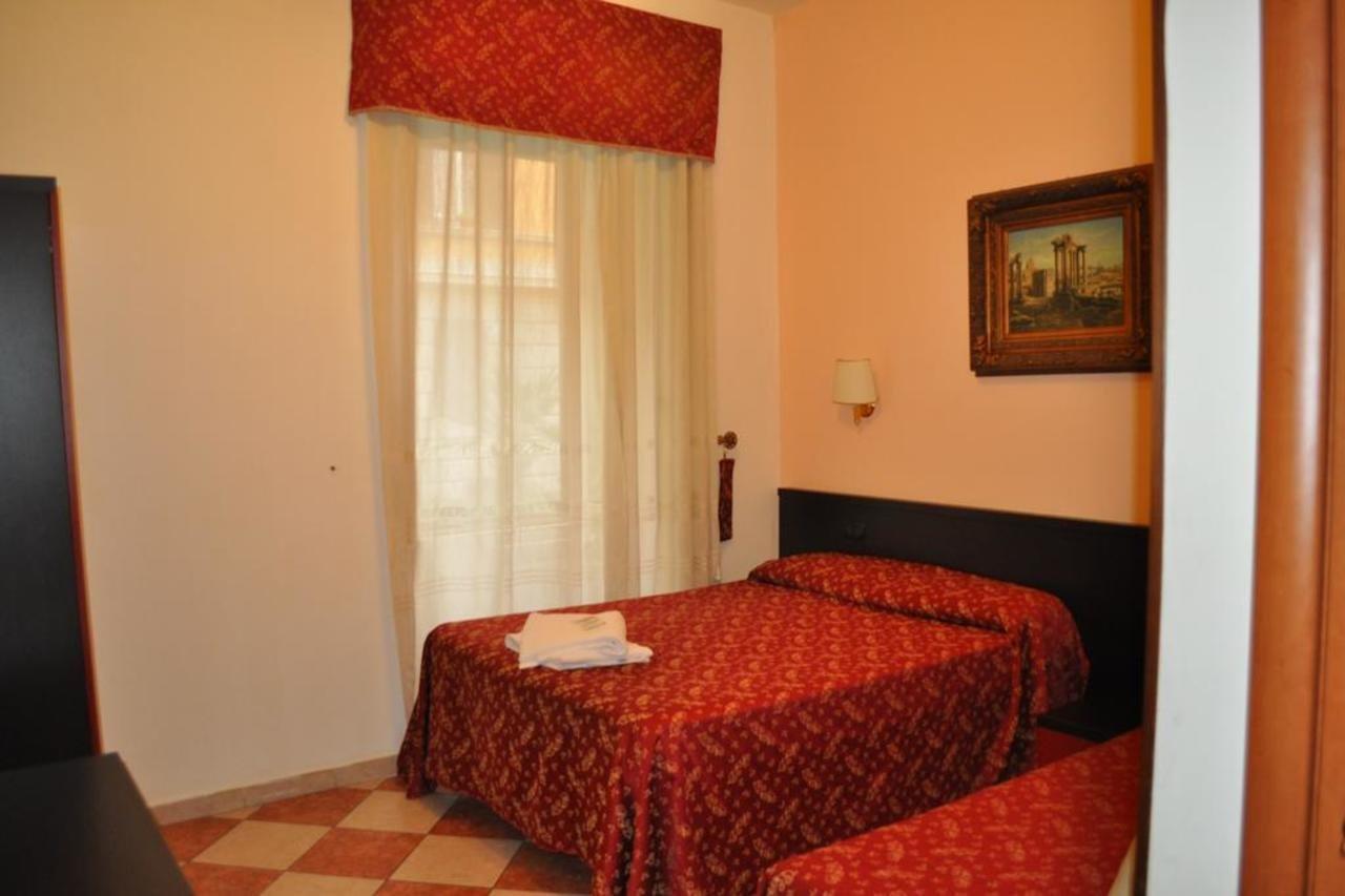 B&B Sergio House Rome Bagian luar foto