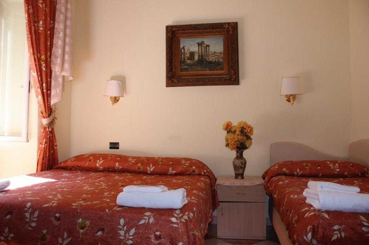 B&B Sergio House Rome Bagian luar foto